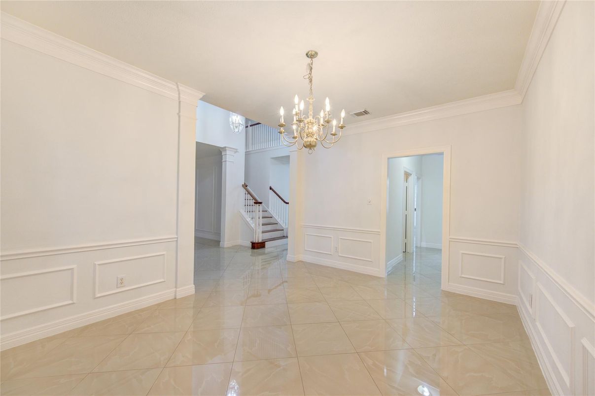 Chandelier, Empty room, Interior