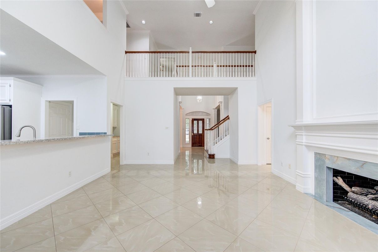 Fireplace, Interior, Recessed Lighting