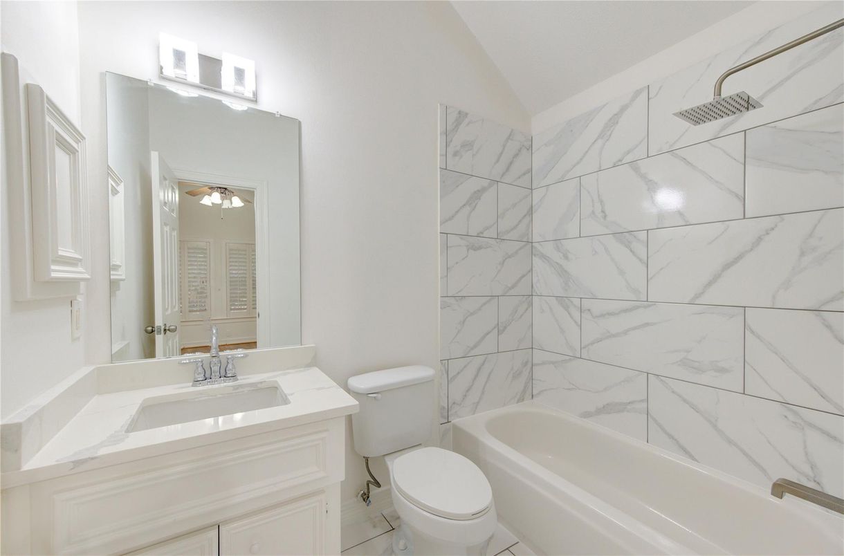Bathroom, Interior, Marble Walls
