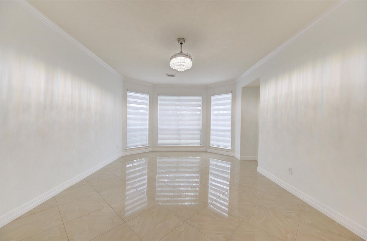 Chandelier, Empty room, Interior