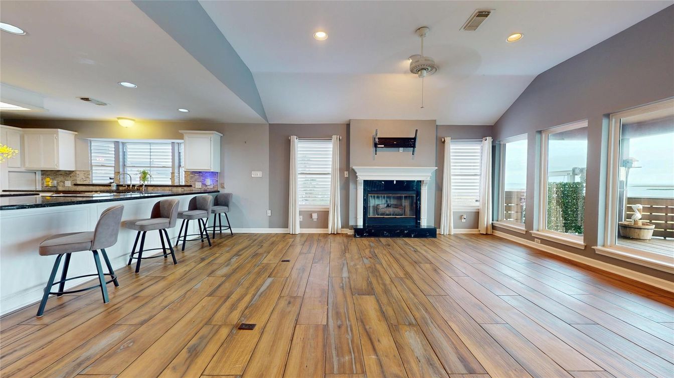 Fireplace, Interior, Kitchen, Recessed Lighting, Wood Texture Flooring