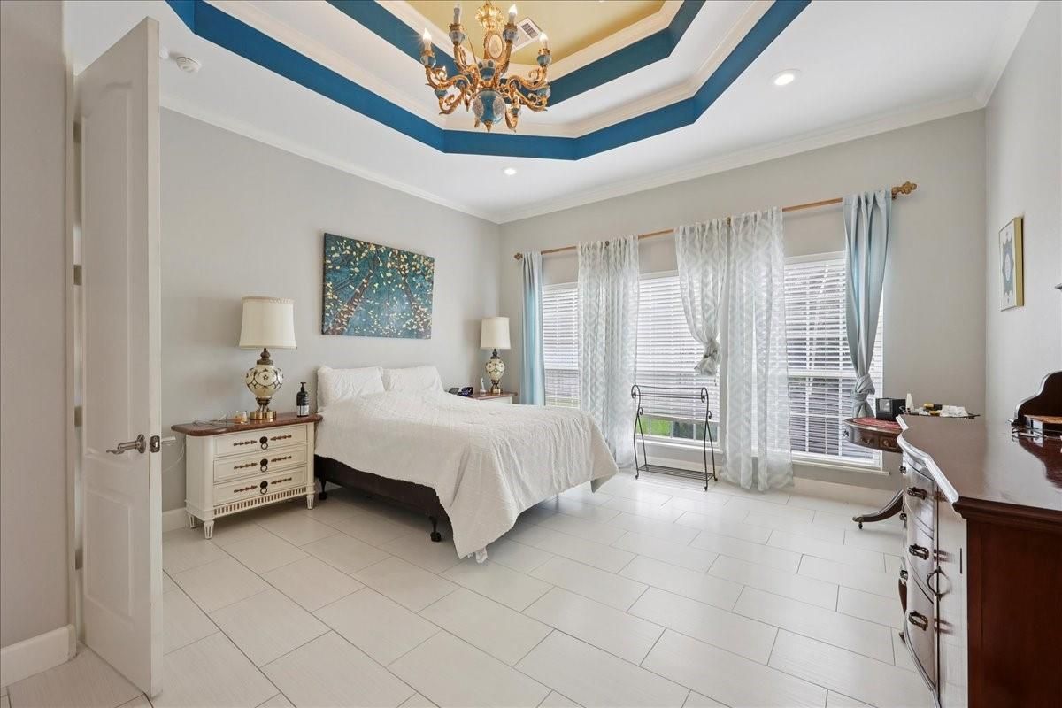 Bedroom, Chandelier, Interior, Recessed Lighting