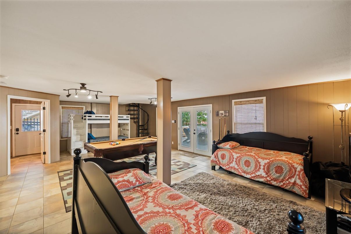 Bedroom, Billiard Table, Game Room, Interior