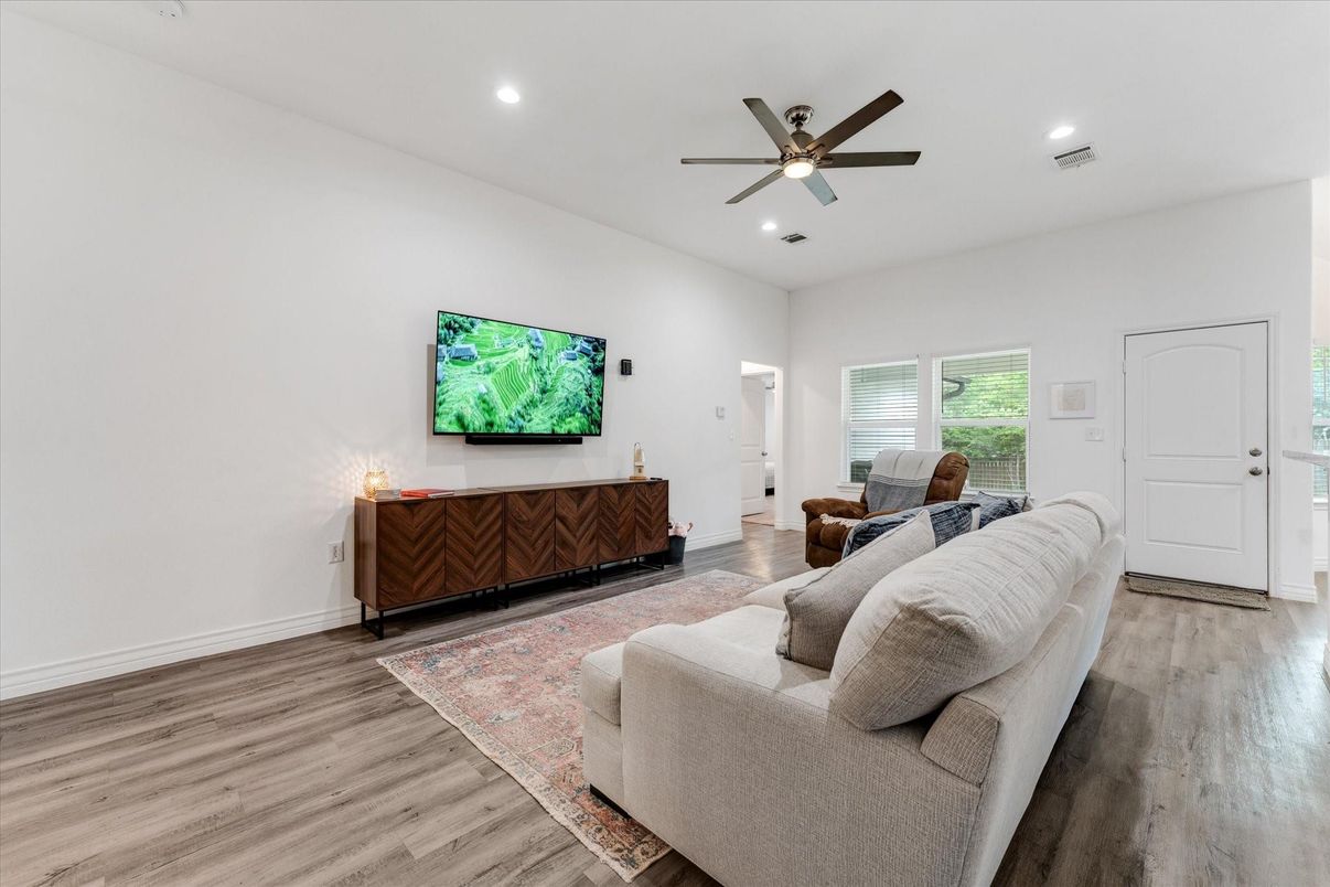 Interior, Living room, Recessed Lighting, Wood Texture Flooring
