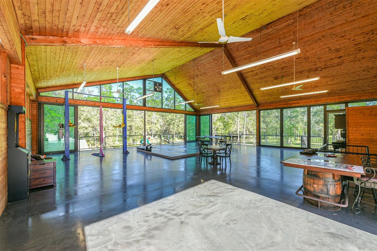 Interior, Sun Room, Wooden Beams, Wooden Ceilings