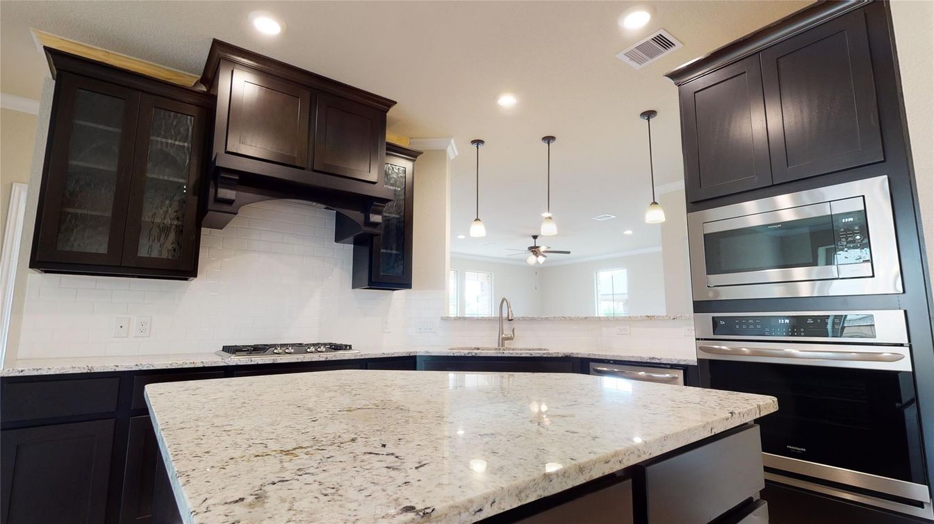 Interior, Kitchen, Pendant Lights, Recessed Lighting, Stainless Steel Appliances