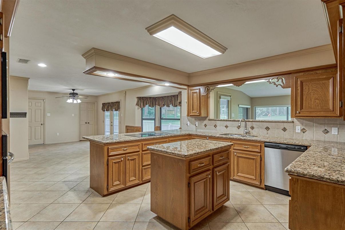 Interior, Kitchen, Recessed Lighting