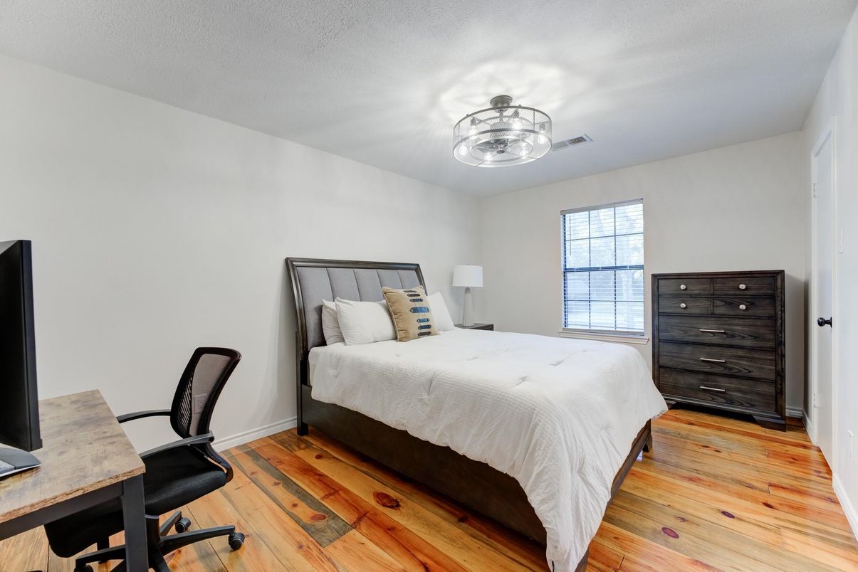 Bedroom, Home Office, Interior, Wood Texture Flooring