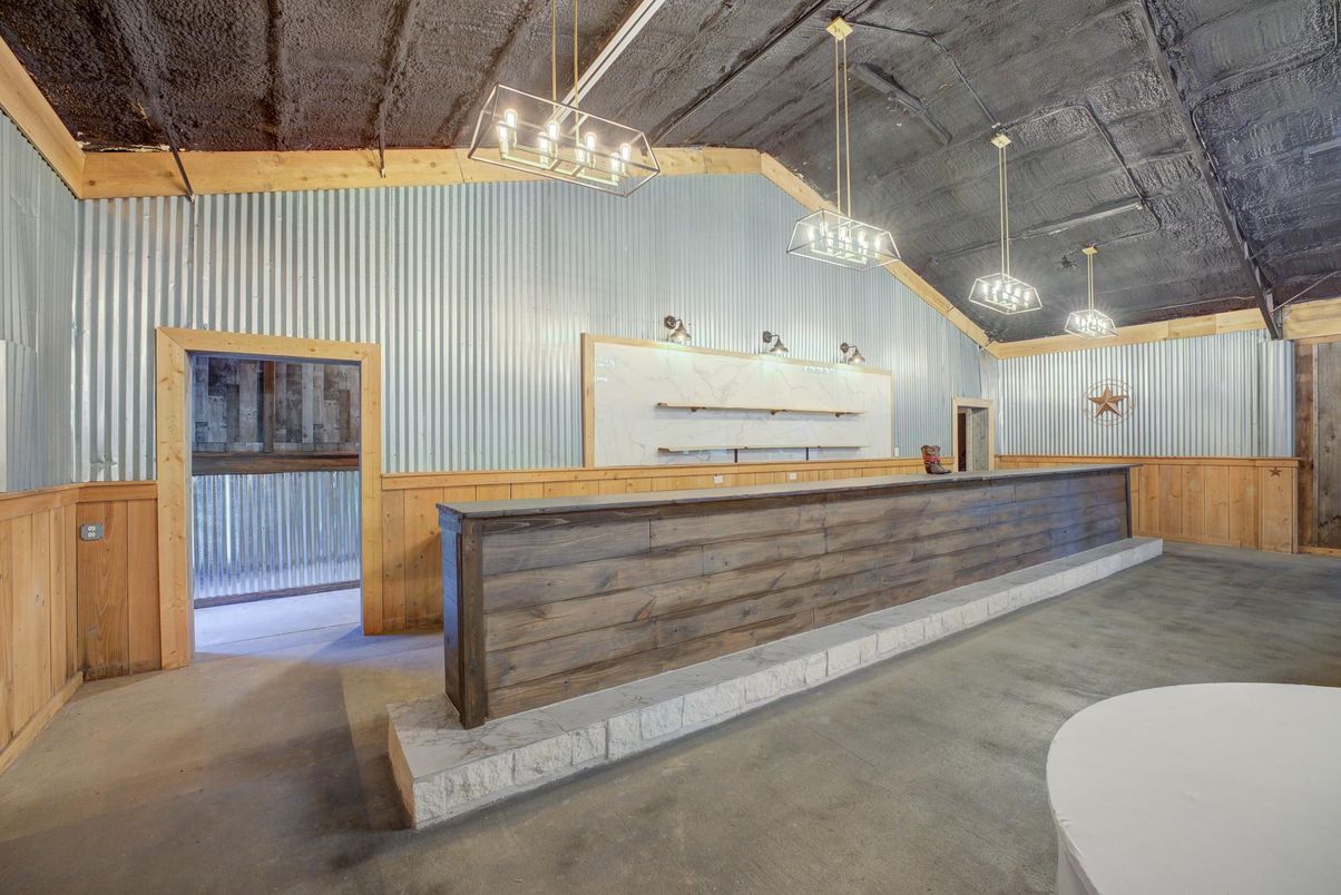 Interior, Pendant Lights, Wooden Walls