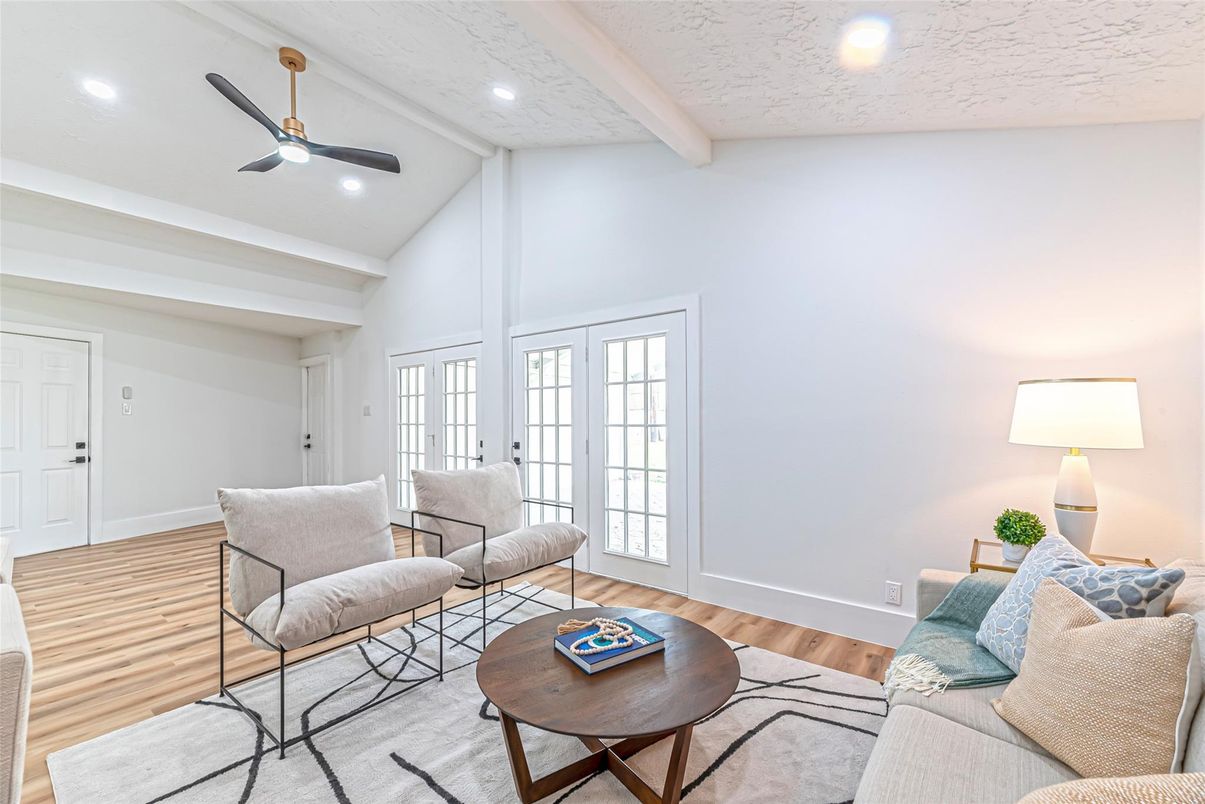 Interior, Living room, Recessed Lighting, Wood Texture Flooring