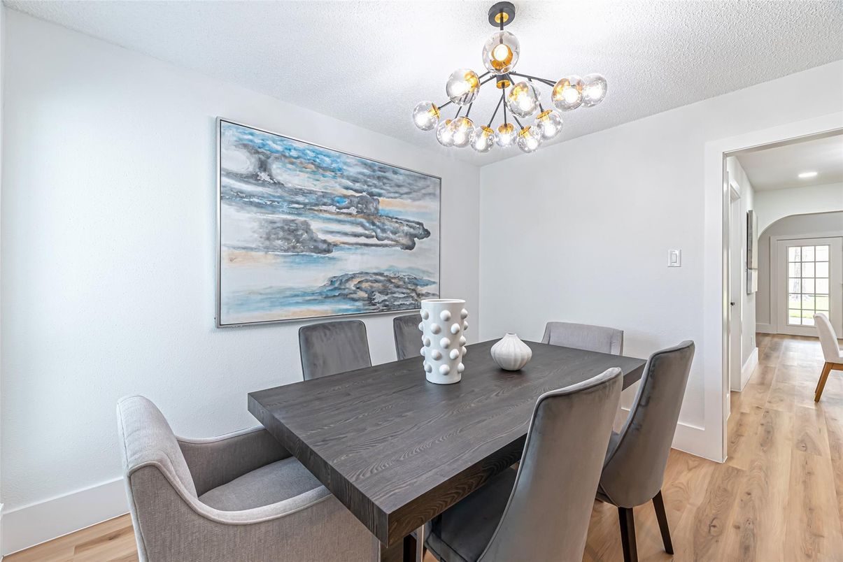 Dining room, Interior, Pendant Lights, Recessed Lighting, Wood Texture Flooring