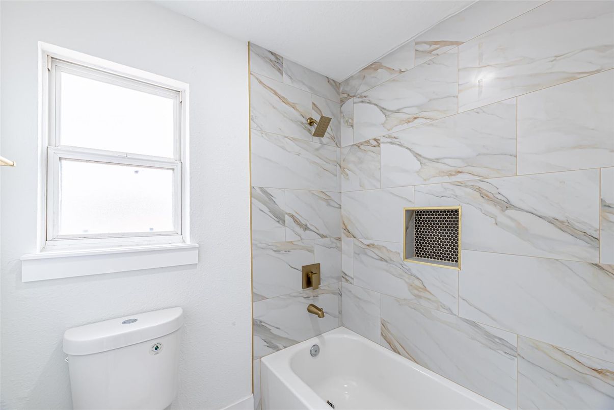 Bathroom, Interior, Marble Walls