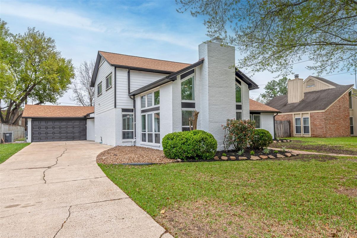 Detached Garage, Exterior