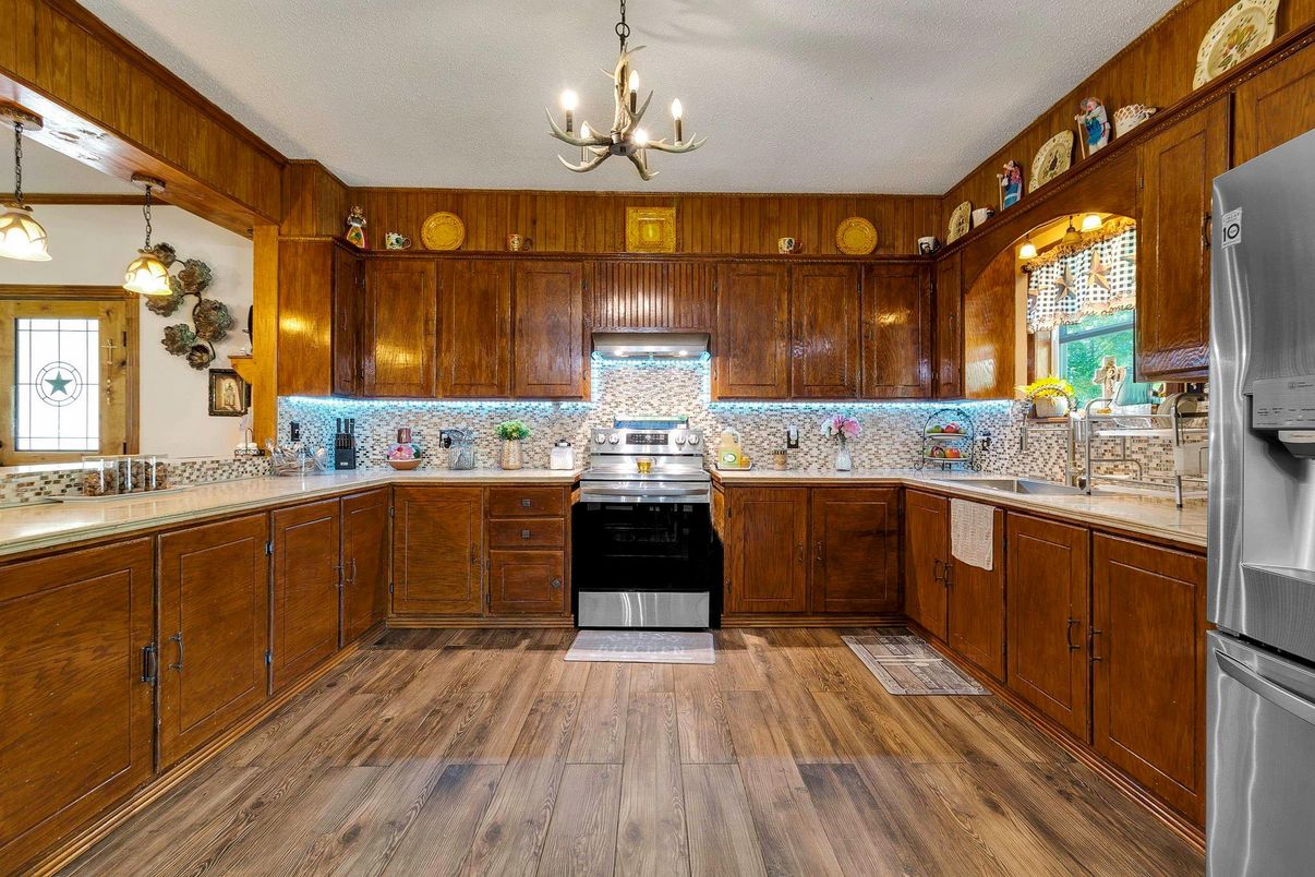Chandelier, Interior, Kitchen, Pendant Lights, Wood Texture Flooring