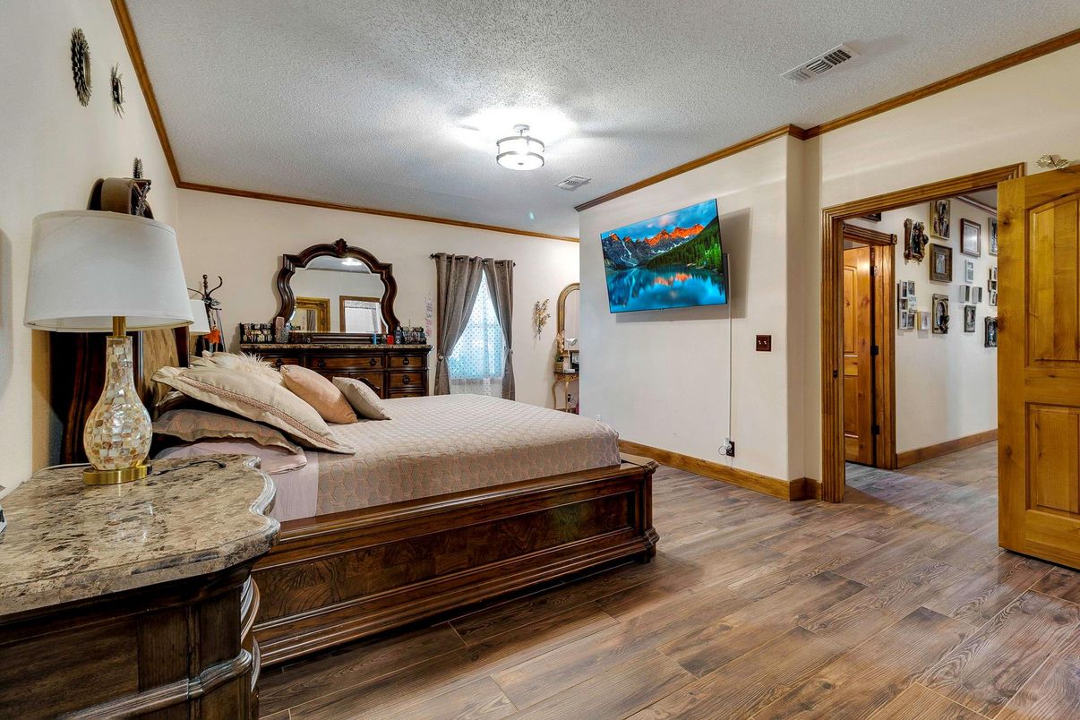 Bedroom, Interior, Wood Texture Flooring
