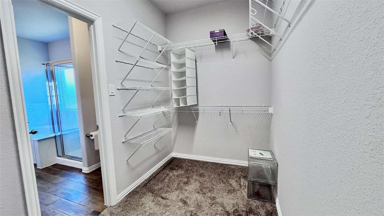 Interior, Walk-in Closets
