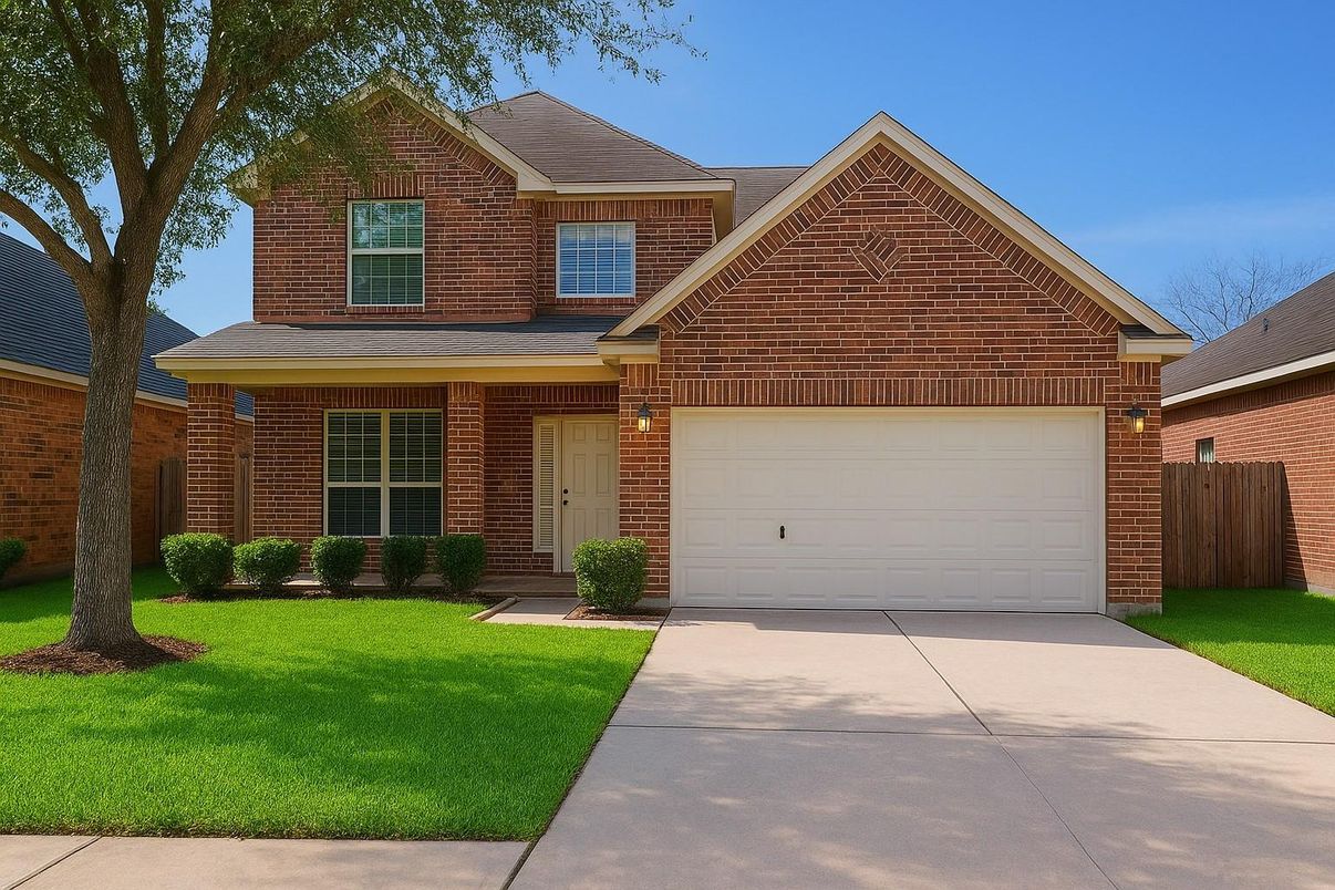 Attached, Exterior, Facade, Brick Facade, Brick Traditional