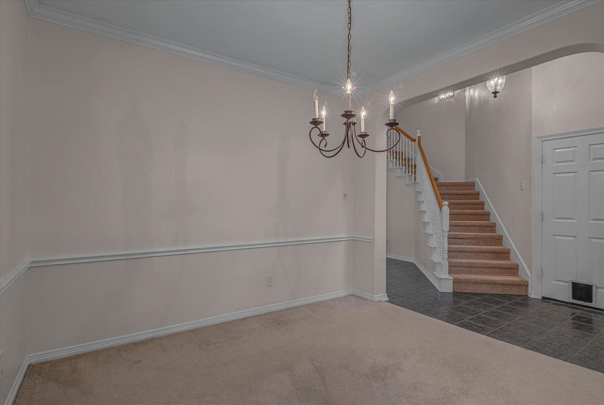 Chandelier, Interior