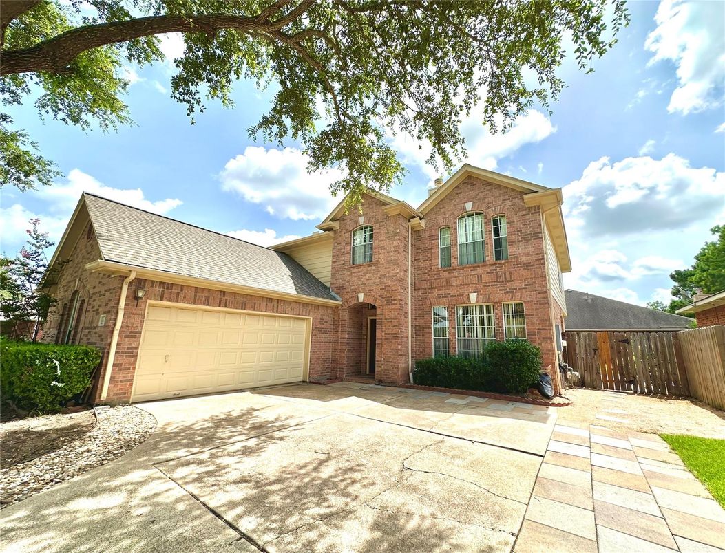Attached, Exterior, Facade, Brick Facade, Brick Traditional