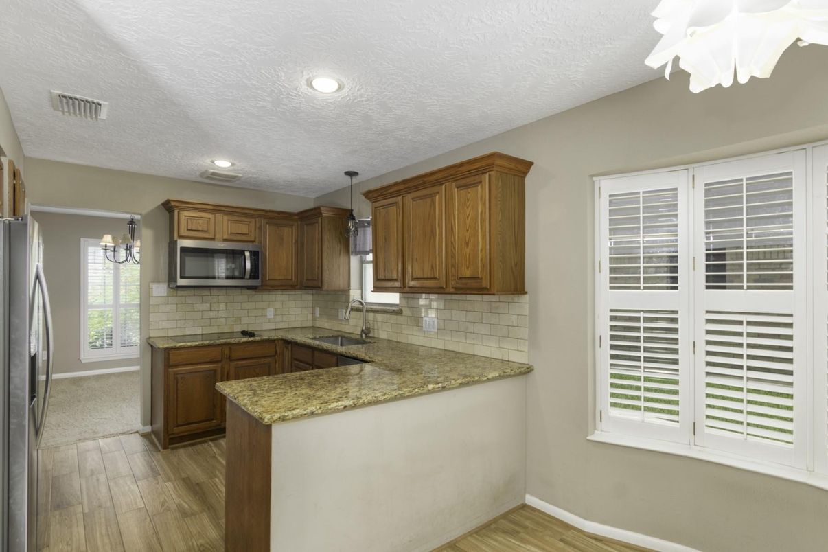 Interior, Kitchen, Pendant Lights, Recessed Lighting, Wood Texture Flooring