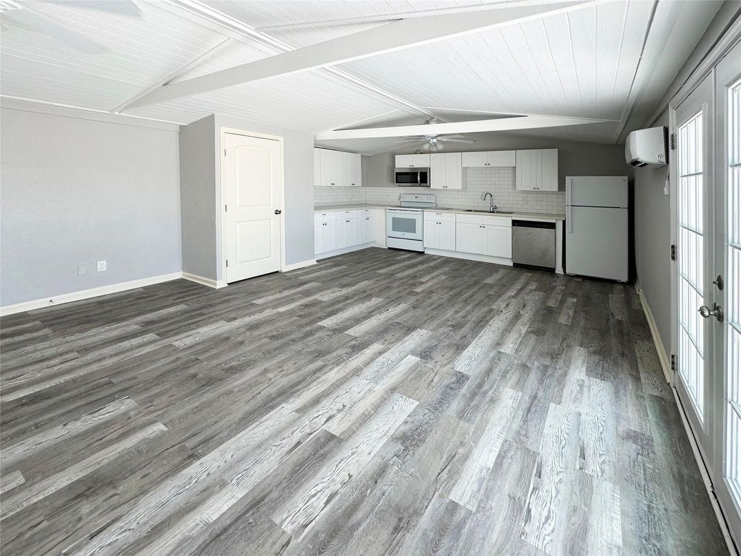 Empty room, Interior, Kitchen, Wood Texture Flooring