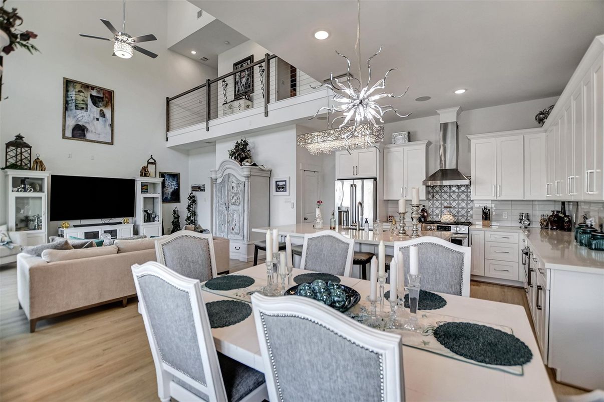 Dining room, Interior, Kitchen, Living room, Pendant Lights, Recessed Lighting, Wood Texture Flooring