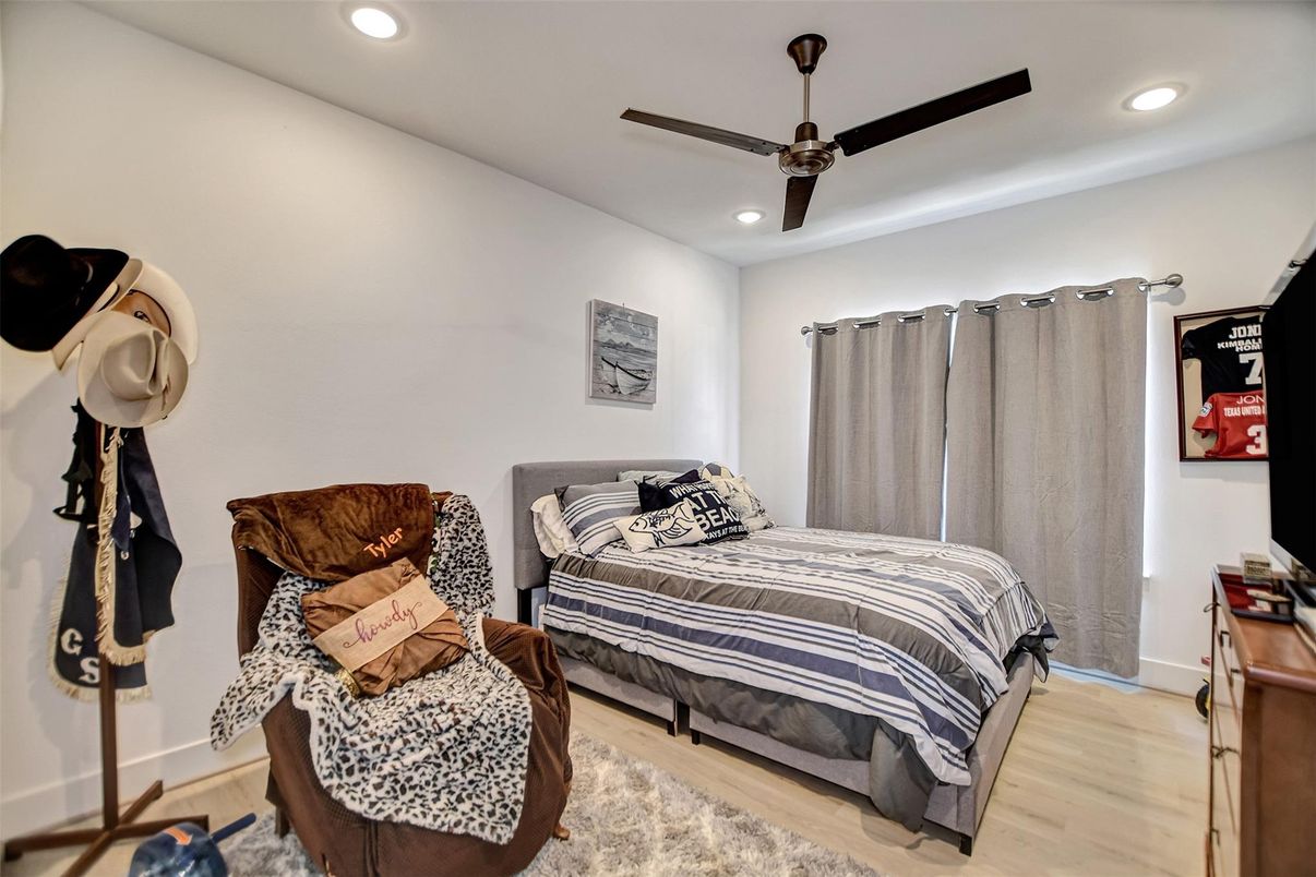Bedroom, Interior, Recessed Lighting, Wood Texture Flooring