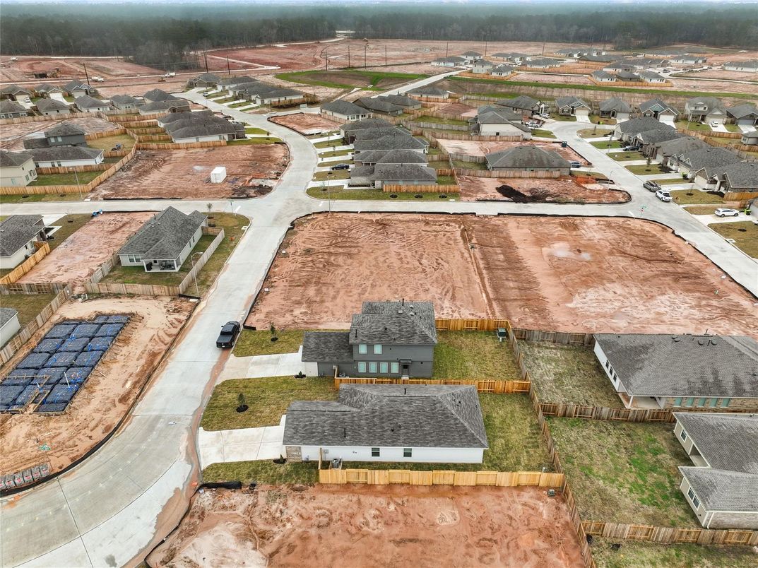 Exterior, Drone