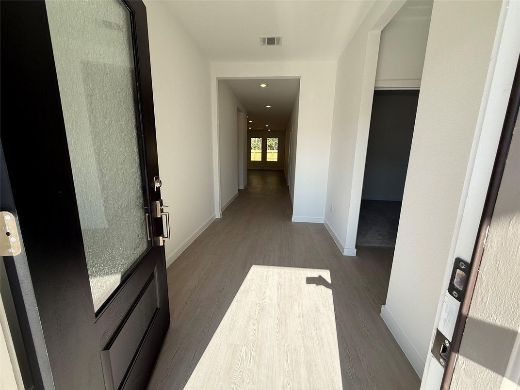 Interior, Recessed Lighting, Wood Texture Flooring