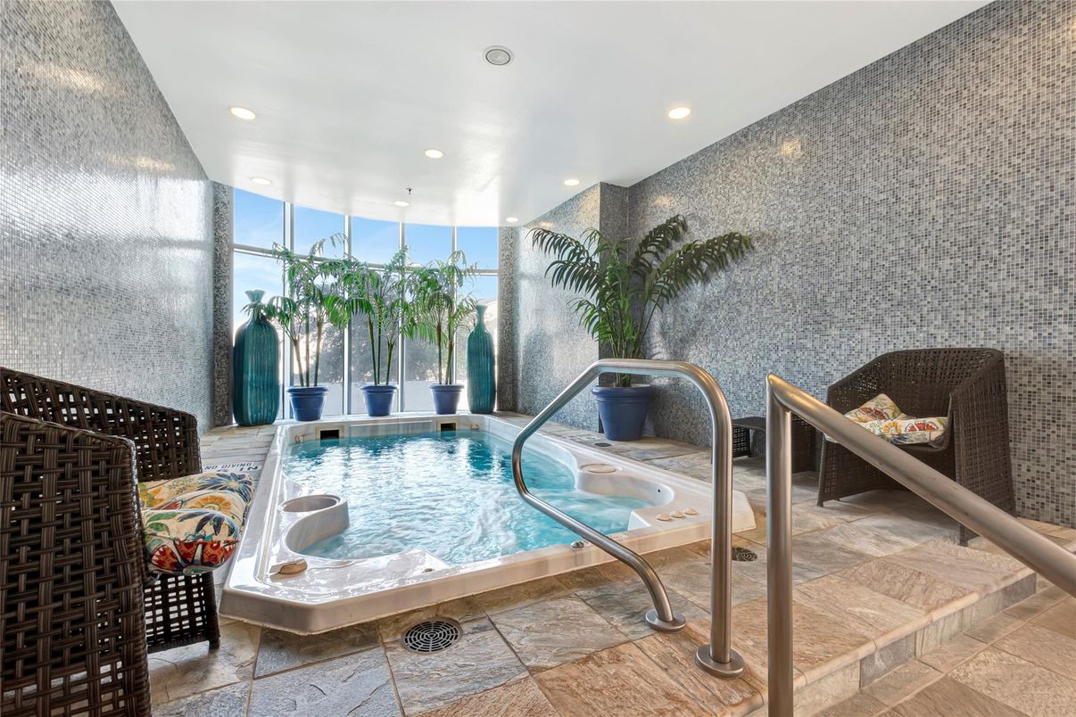 Interior, Pool, Recessed Lighting