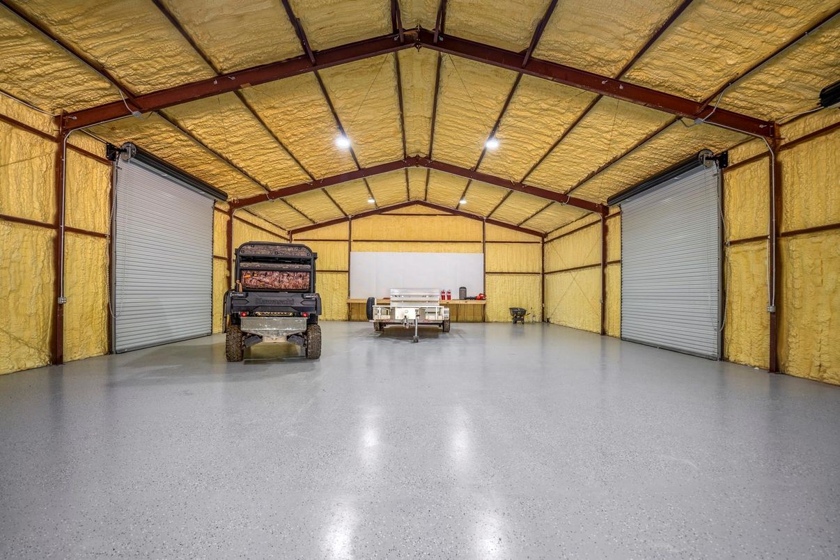 Garage, Interior