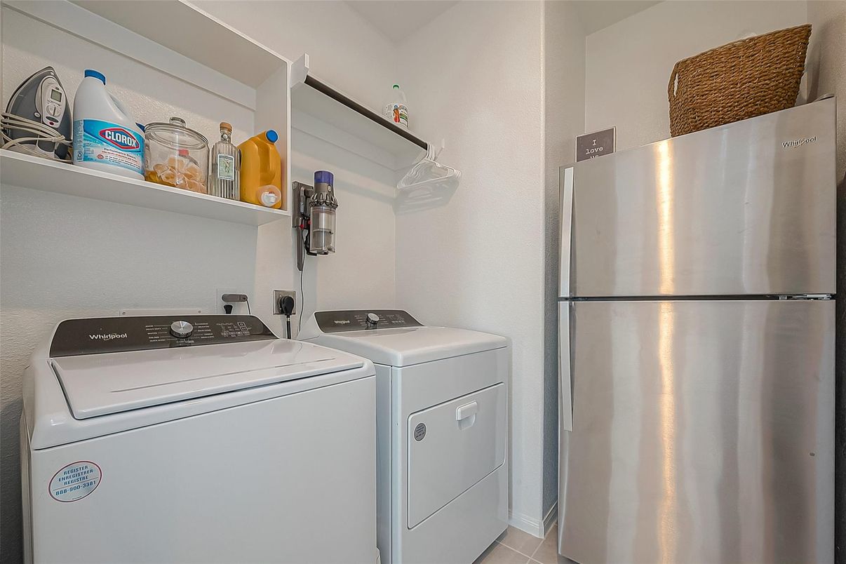 Interior, Washer