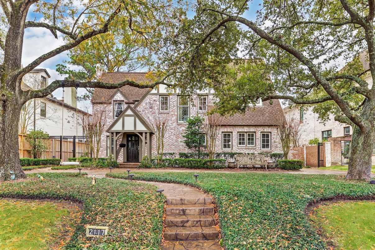 Backyard, Exterior, Facade, Tudor Revival
