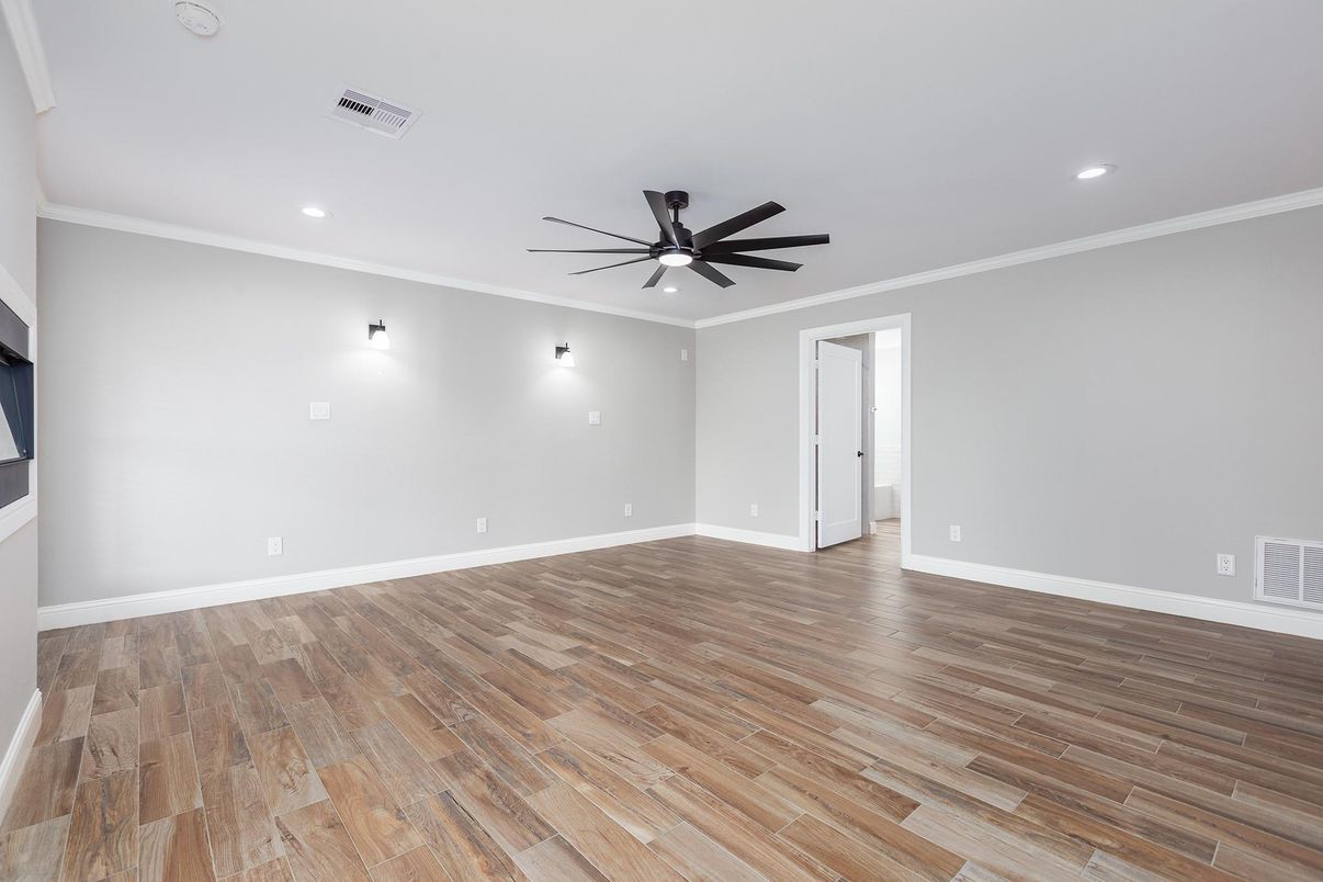 Empty room, Interior, Recessed Lighting, Wood Texture Flooring