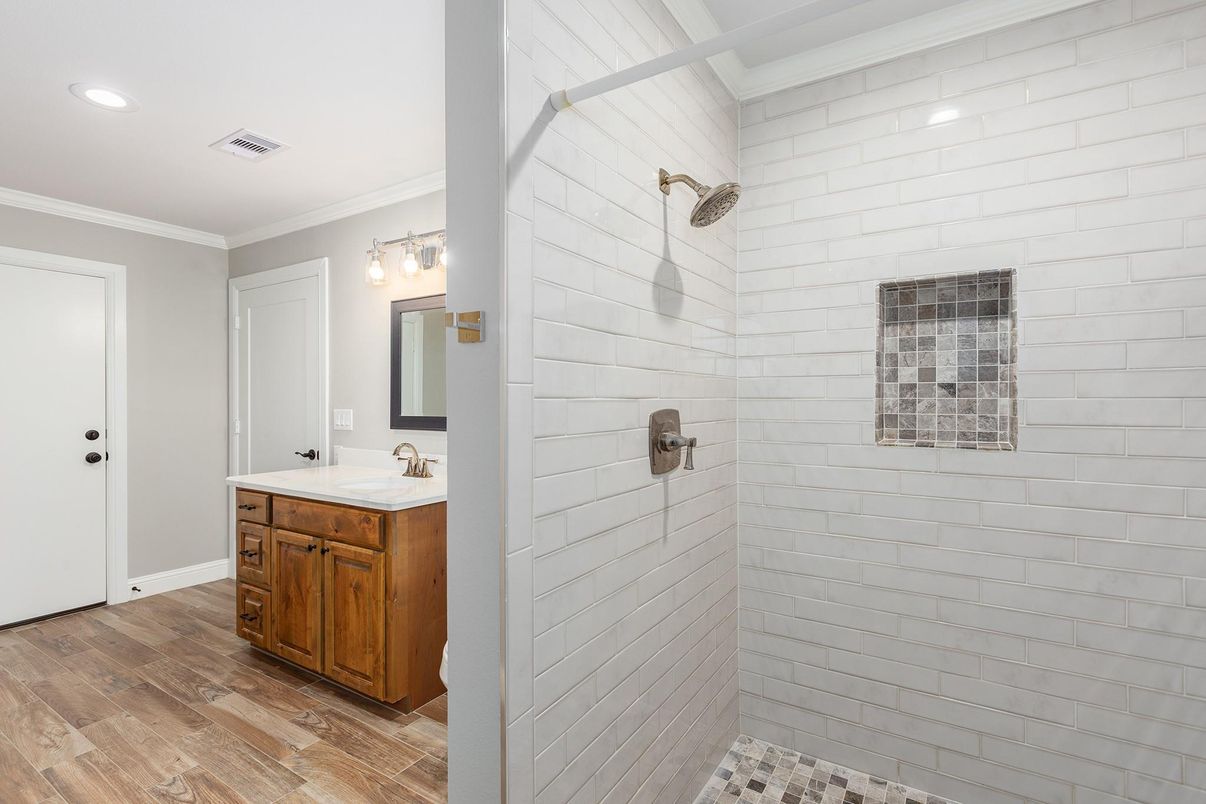 Bathroom, Interior, Recessed Lighting, Wood Texture Flooring