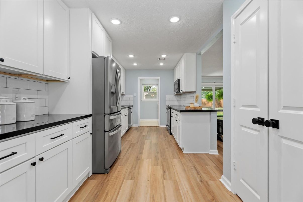 Interior, Kitchen, Recessed Lighting, Wood Texture Flooring