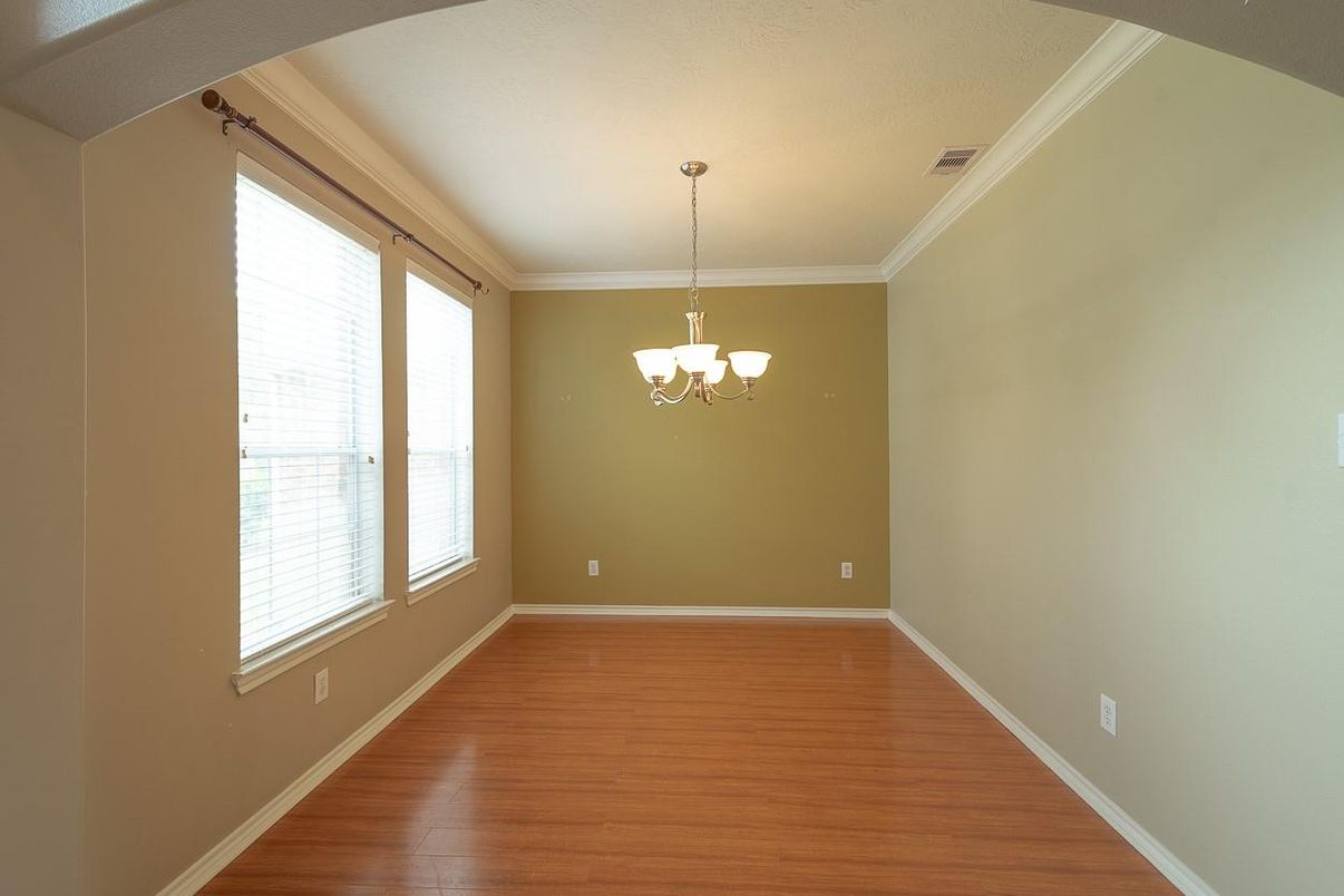 Chandelier, Empty room, Interior, Wood Texture Flooring