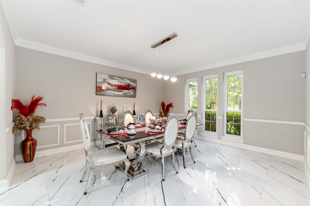 Dining room, Interior, Marble, Pendant Lights