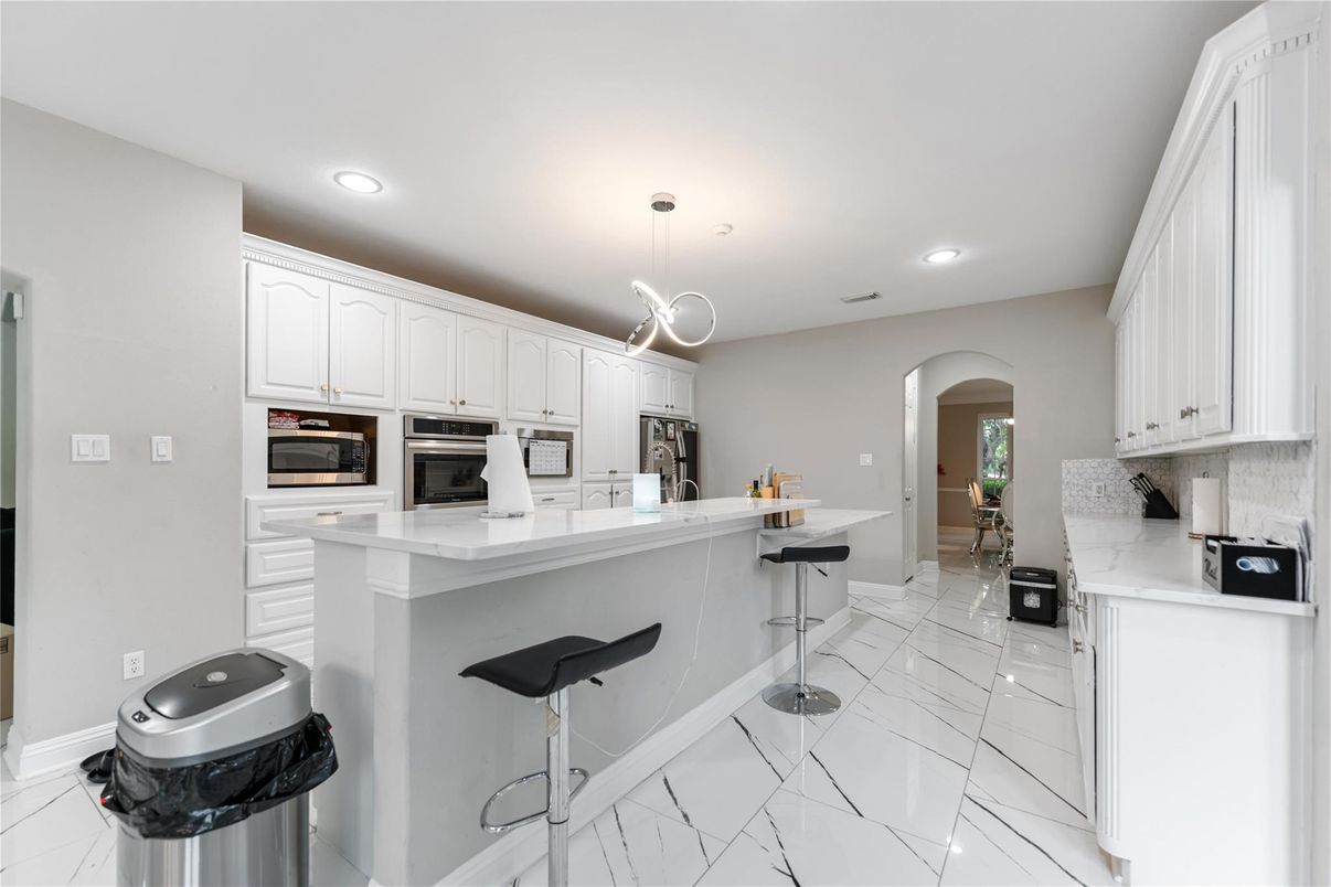 Interior, Kitchen, Marble, Pendant Lights, Recessed Lighting