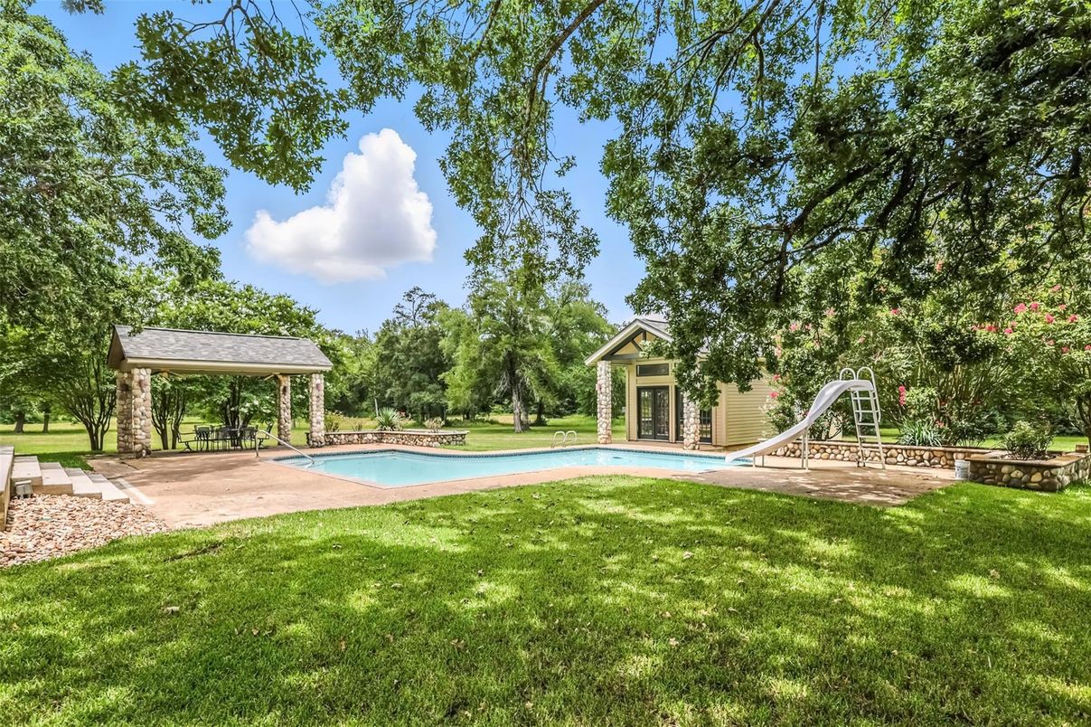 Backyard, Exterior, Playground, Pool