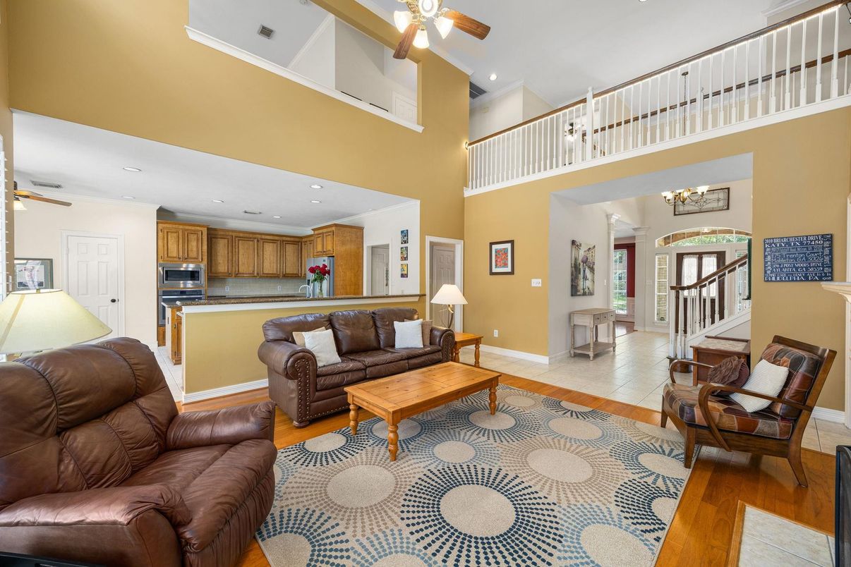 Interior, Kitchen, Living room, Recessed Lighting, Stainless Steel Appliances, Wood Texture Flooring
