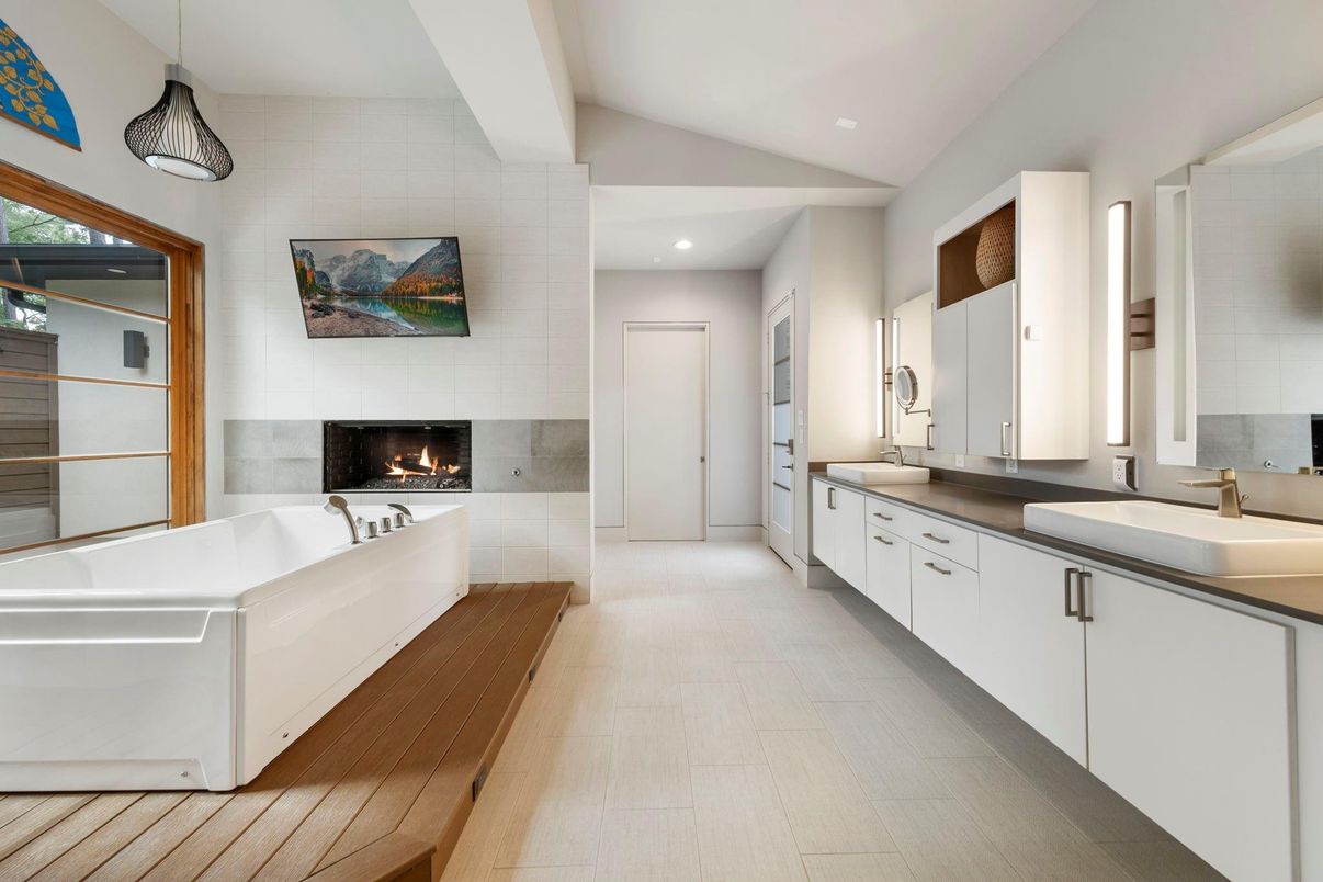 Bathroom, Dual Sink Vanities, Fireplace, Interior, Pendant Lights, Recessed Lighting, Wood Texture Flooring