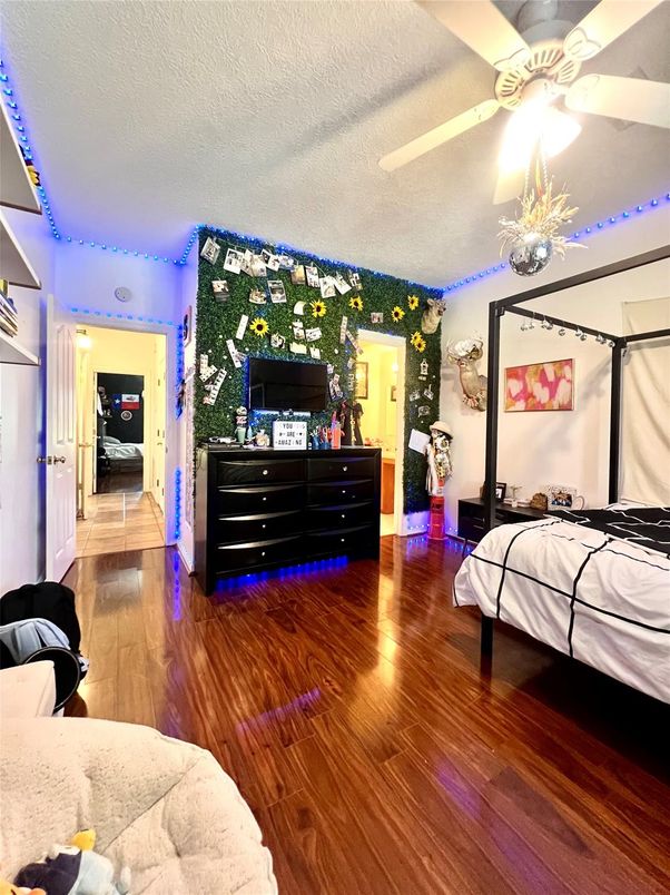 Bedroom, Interior, Wood Texture Flooring