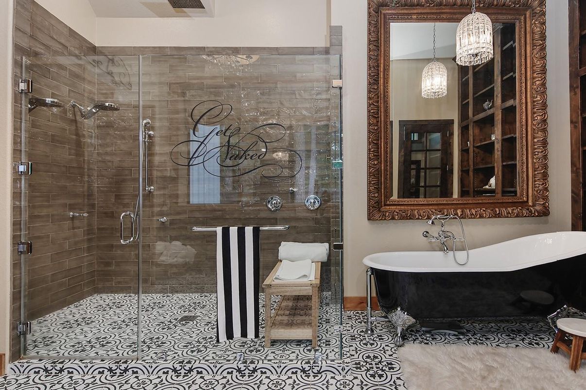 Bathroom, Free Standing Baths, Glass Shower, Interior, Pendant Lights