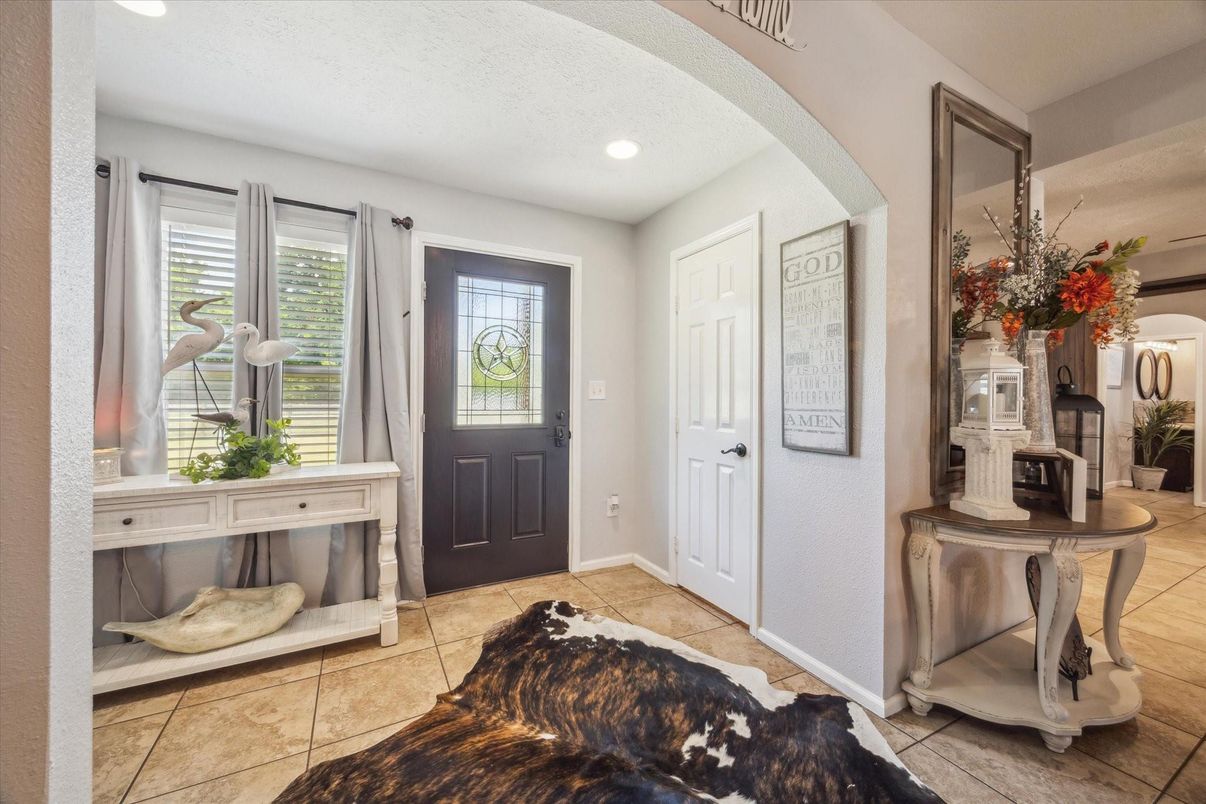 Interior, Recessed Lighting