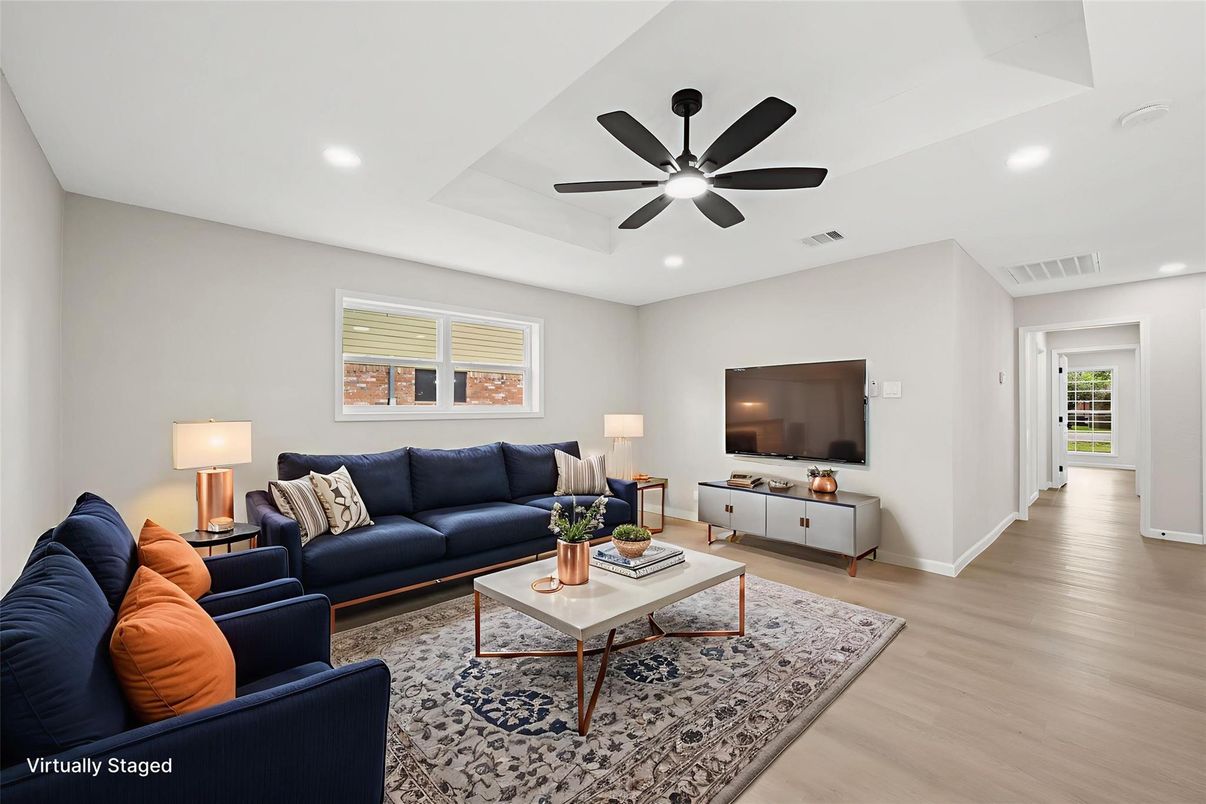 Interior, Living room, Recessed Lighting, Wood Texture Flooring