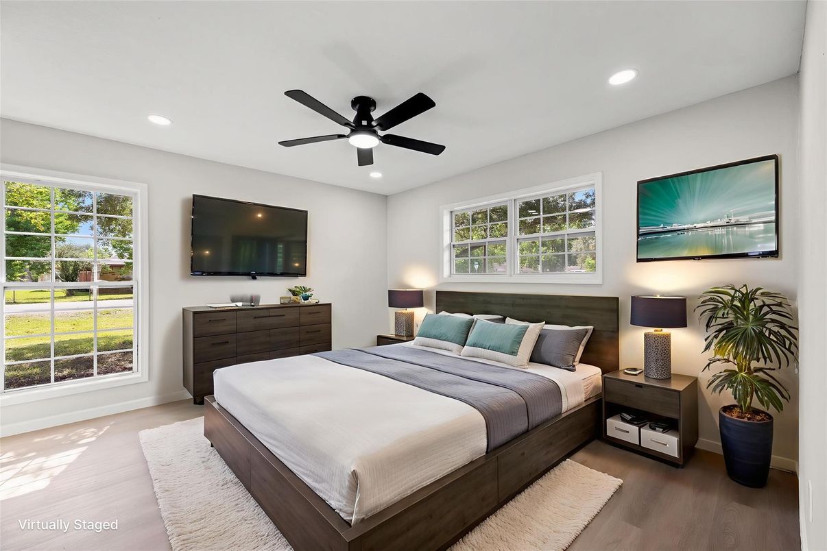 Bedroom, Interior, Recessed Lighting, Wood Texture Flooring