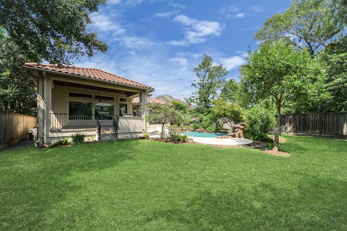 Backyard, Exterior, Pool
