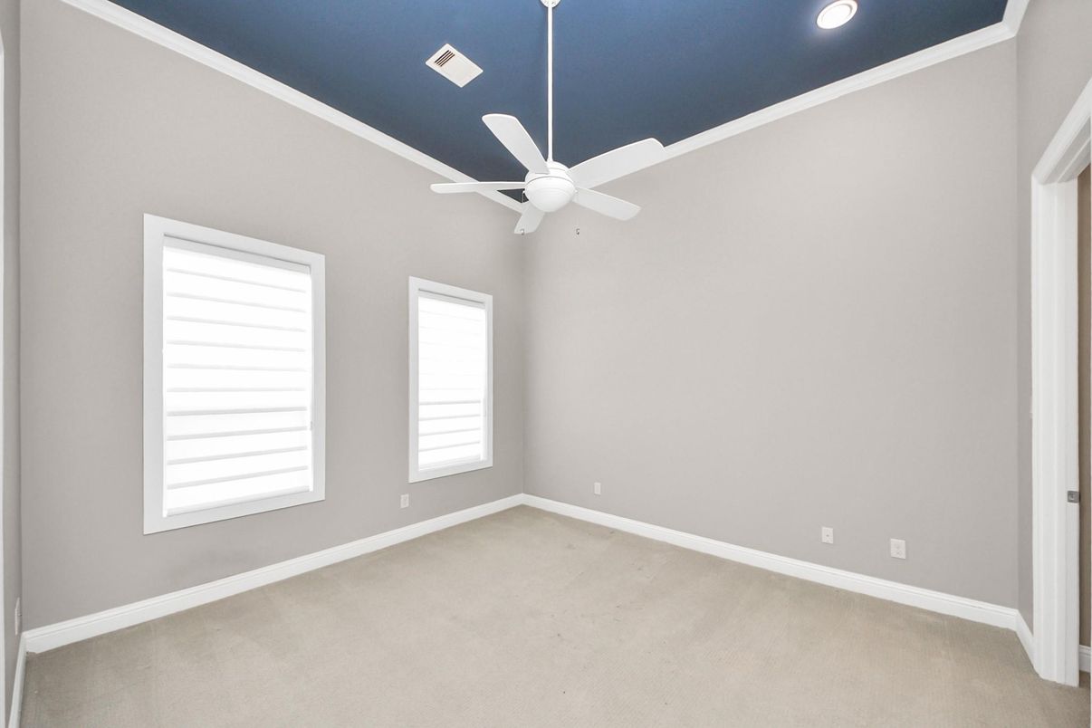 Empty room, Interior, Recessed Lighting