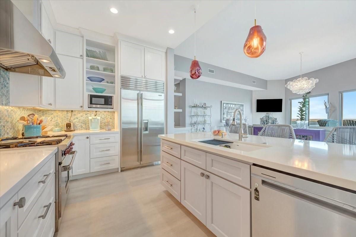 Interior, Kitchen, Pendant Lights, Recessed Lighting, Stainless Steel Appliances
